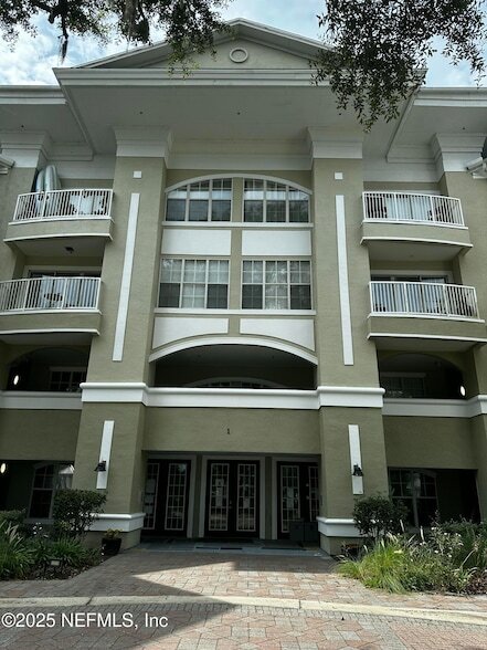 property at 8290 Gate Pkwy W