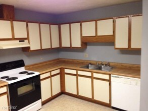 5578 Lumberjack Ln in Tallahassee, FL - Foto de edificio - Building Photo
