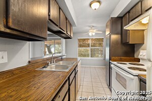 5827 Shadow Glen in San Antonio, TX - Building Photo - Building Photo