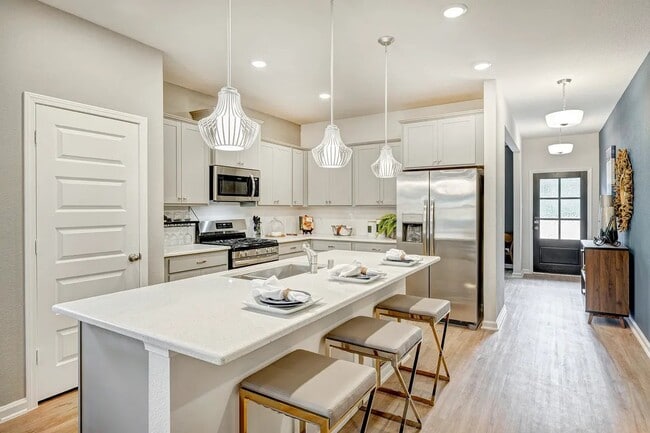 property at 1219 Anderson Dr