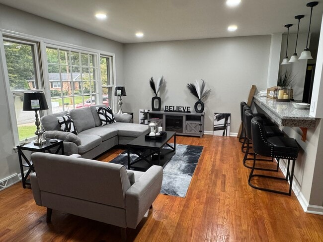 3706 College Park Cir NW in Huntsville, AL - Building Photo - Building Photo