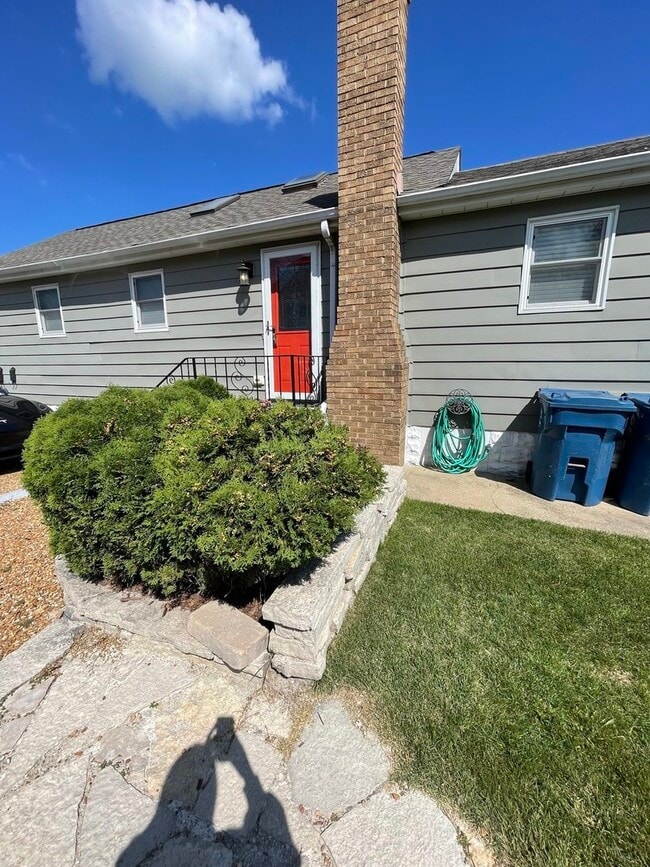 1708 N Center St in Crest Hill, IL - Building Photo - Building Photo
