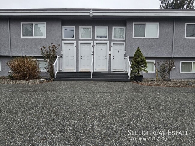 property at 33900 Mayfair Ave