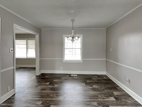 1432 Mt Gallant Rd in Rock Hill, SC - Foto de edificio - Building Photo