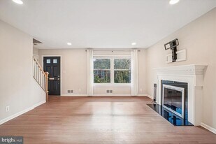 4409 Westbrook Ln in Kensington, MD - Building Photo