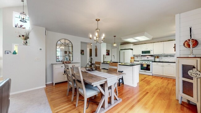 property at 4133 Lookout Dr