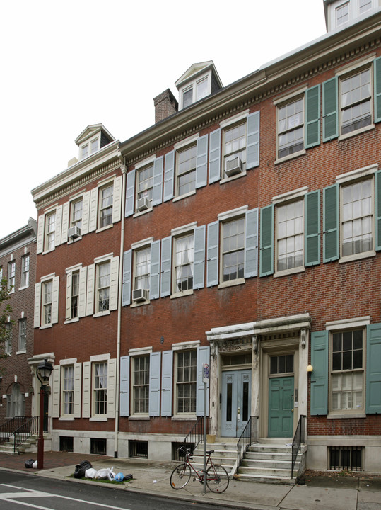 732 Pine St in Philadelphia, PA - Building Photo