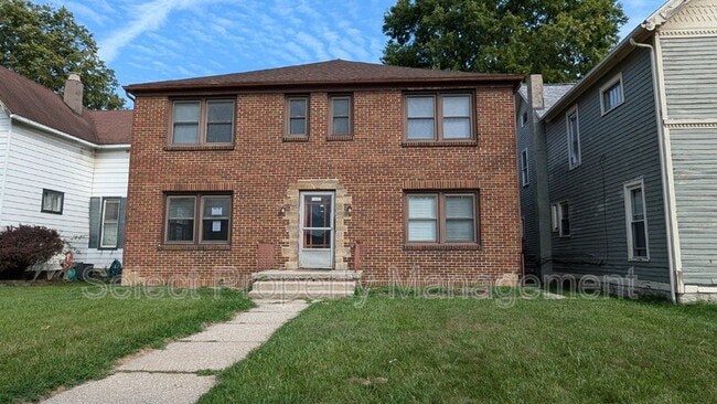 property at 1033 Edgewater Ave