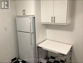 274 Rumsey Rd in Toronto, ON - Building Photo - Building Photo