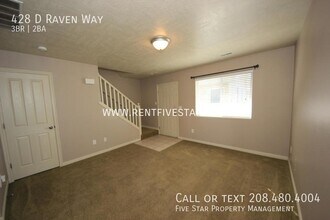 428 Raven Way in Pocatello, ID - Foto de edificio - Building Photo