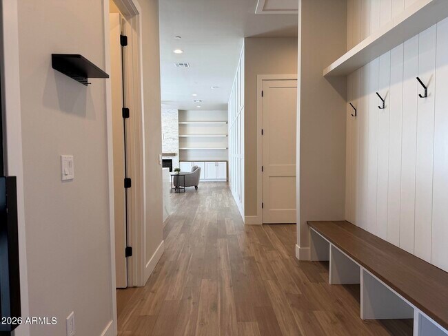 8736 E Joshua Tree Ln in Scottsdale, AZ - Building Photo - Building Photo