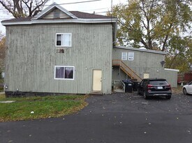 801 E Division St in Syracuse, NY - Building Photo