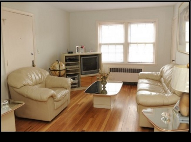 The Exeter in Shaker Heights, OH - Building Photo - Interior Photo