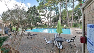 800 Country Pl Dr in Houston, TX - Building Photo - Building Photo