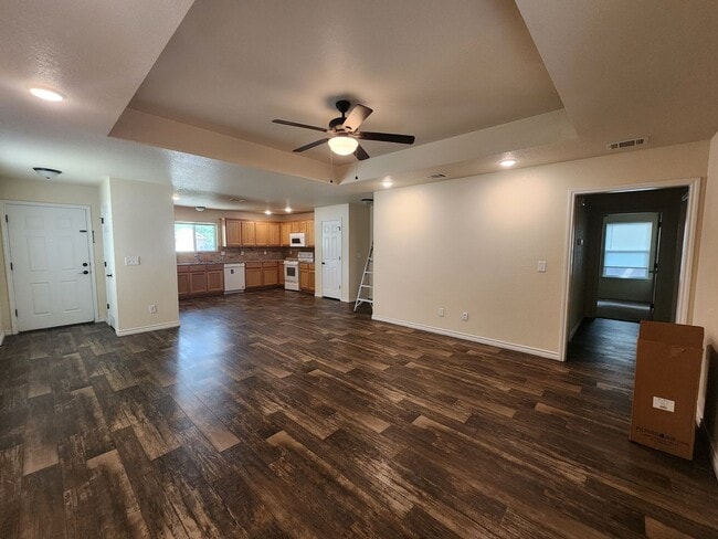 1204 E Ave G in Lampasas, TX - Building Photo - Building Photo