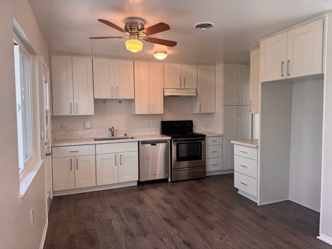 property at 20021 Shorewood Cir