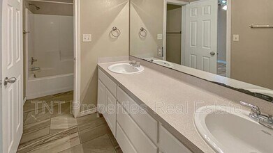 9939 Risky's Ranch Dr in College Station, TX - Building Photo - Building Photo