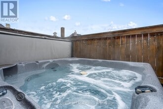 144 National Drive in Blue Mountains, ON - Building Photo - Building Photo