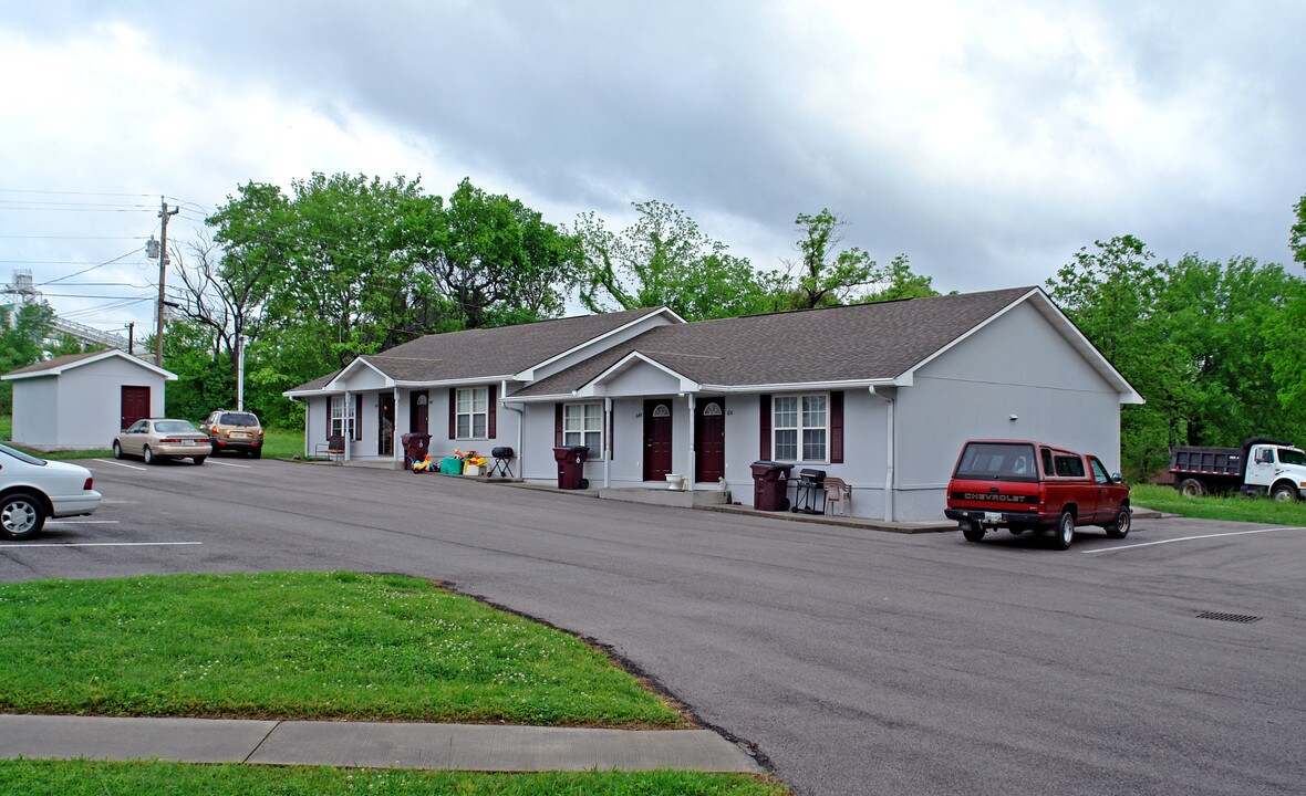 637-651 Harrison St in Alcoa, TN - Foto de edificio