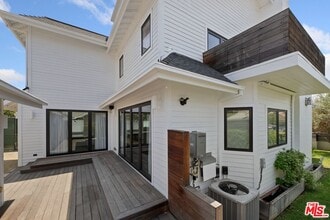 4525 Melbourne Ave in Los Angeles, CA - Building Photo - Building Photo
