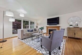 6021 140th St SW in Edmonds, WA - Building Photo - Building Photo