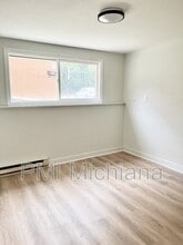 2254 Huey St in South Bend, IN - Foto de edificio - Building Photo