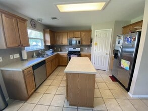 11100 Shallow Water Rd in Austin, TX - Building Photo - Building Photo