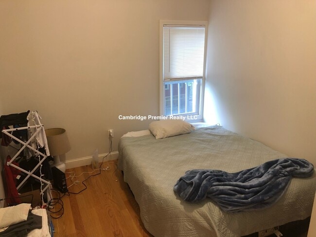 44 Cogswell Ave, Unit 2