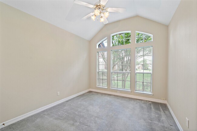 property at 6627 Queensclub Dr