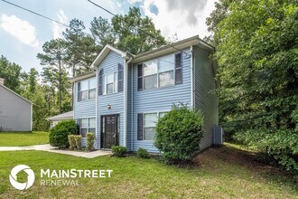 1305 Sandybrook Ct in Lithonia, GA - Building Photo - Building Photo