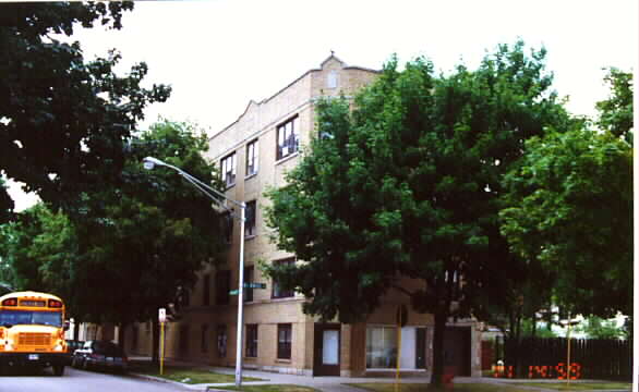 Belmont Cragin in Chicago, IL - Building Photo - Building Photo