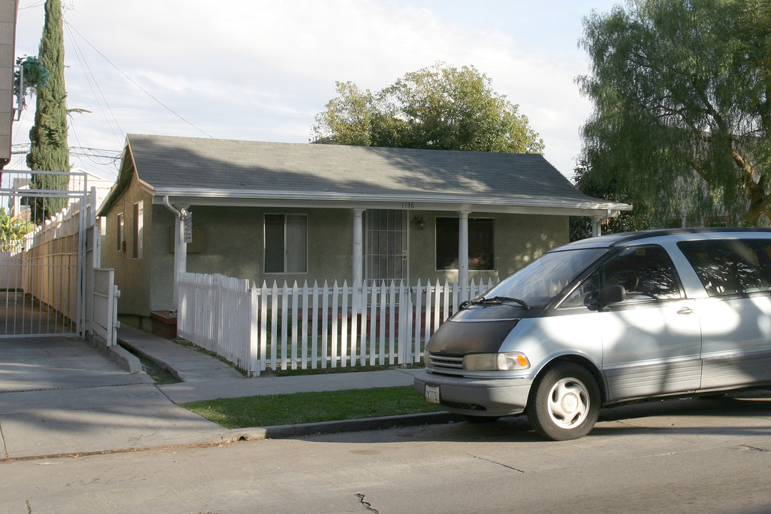 1132-1138 Junipero Ave in Long Beach, CA - Building Photo