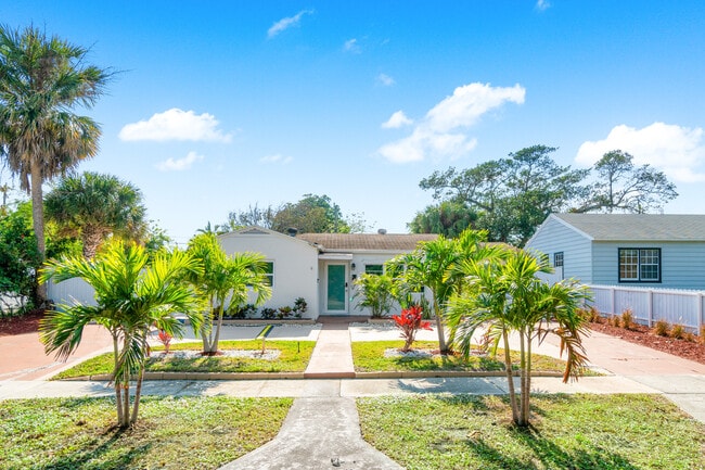 814 Franklin Rd, Unit B