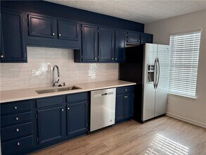 3859 Meadow Creek Dr in Norcross, GA - Building Photo - Building Photo