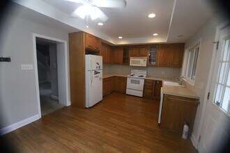 309 E 6th Ave in Conshohocken, PA - Building Photo - Building Photo