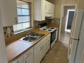 3350 Van Nuys Loop in New Port Richey, FL - Building Photo - Building Photo