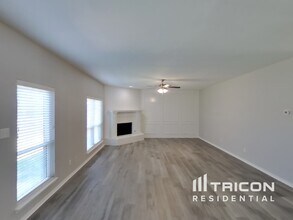 8401 Manchester Dr in Rowlett, TX - Building Photo - Building Photo