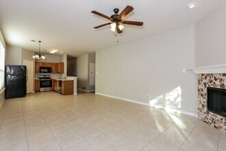 2804 Hilcroft Ave in Denton, TX - Foto de edificio - Building Photo