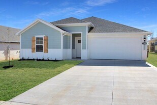 106 NW Pinwheel St in Gentry, AR - Building Photo