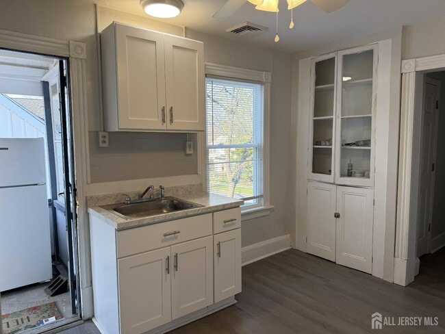 332 N 4th Ave in Highland Park, NJ - Building Photo - Building Photo