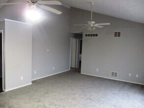 1503 Northbrook Dr in Normal, IL - Building Photo - Building Photo