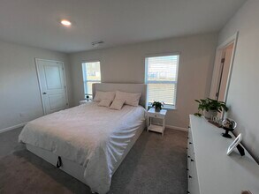 95 Malcolm Ct in Candler, NC - Building Photo - Building Photo