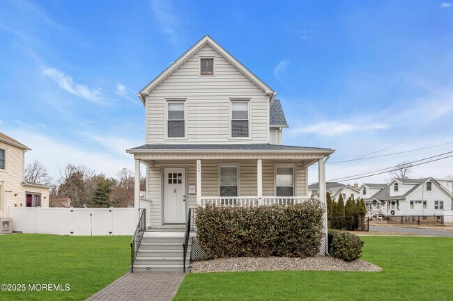 323 Roosevelt Ave in Ocean Township, NJ - Building Photo - Building Photo