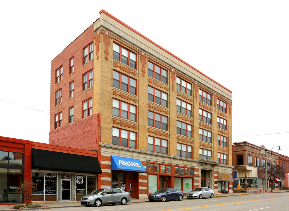 Berryhill Apartments in Sapulpa, OK - Building Photo