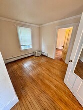 111 Rockwell St in Winchester, CT - Building Photo - Building Photo