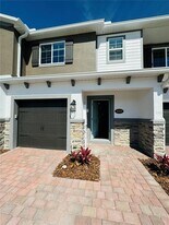 4906 Livingston Ln in Oviedo, FL - Building Photo