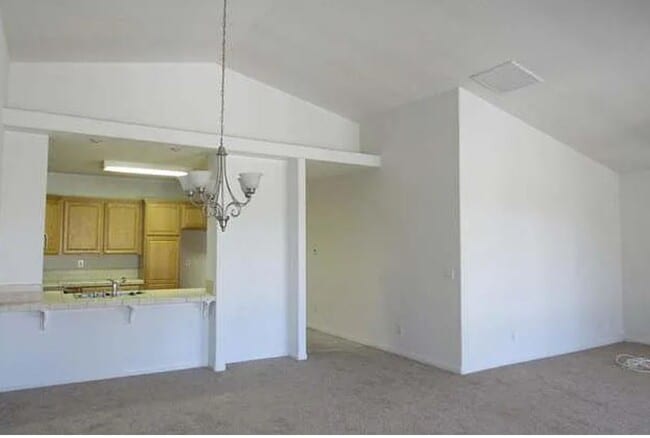 20796 Village Pkwy in California City, CA - Building Photo - Building Photo