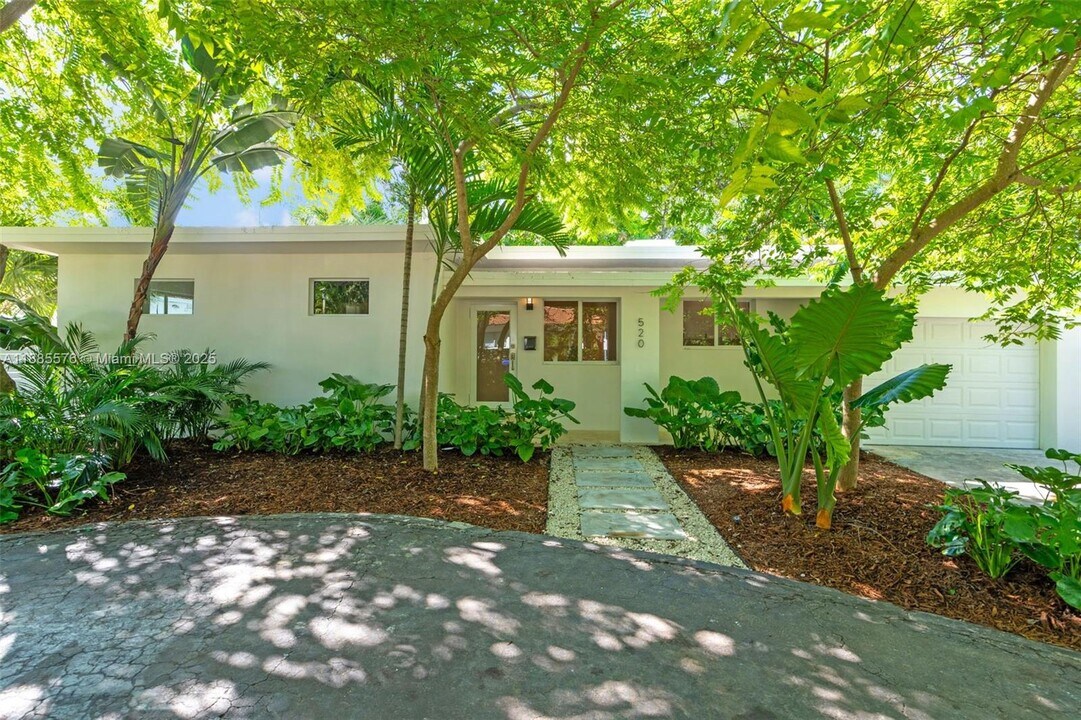 520 NE 50th Terrace in Miami, FL - Building Photo