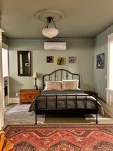 4007 NE 8th Ave in Portland, OR - Foto de edificio - Building Photo