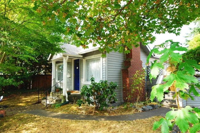 112 Blaine St in Seattle, WA - Building Photo - Building Photo